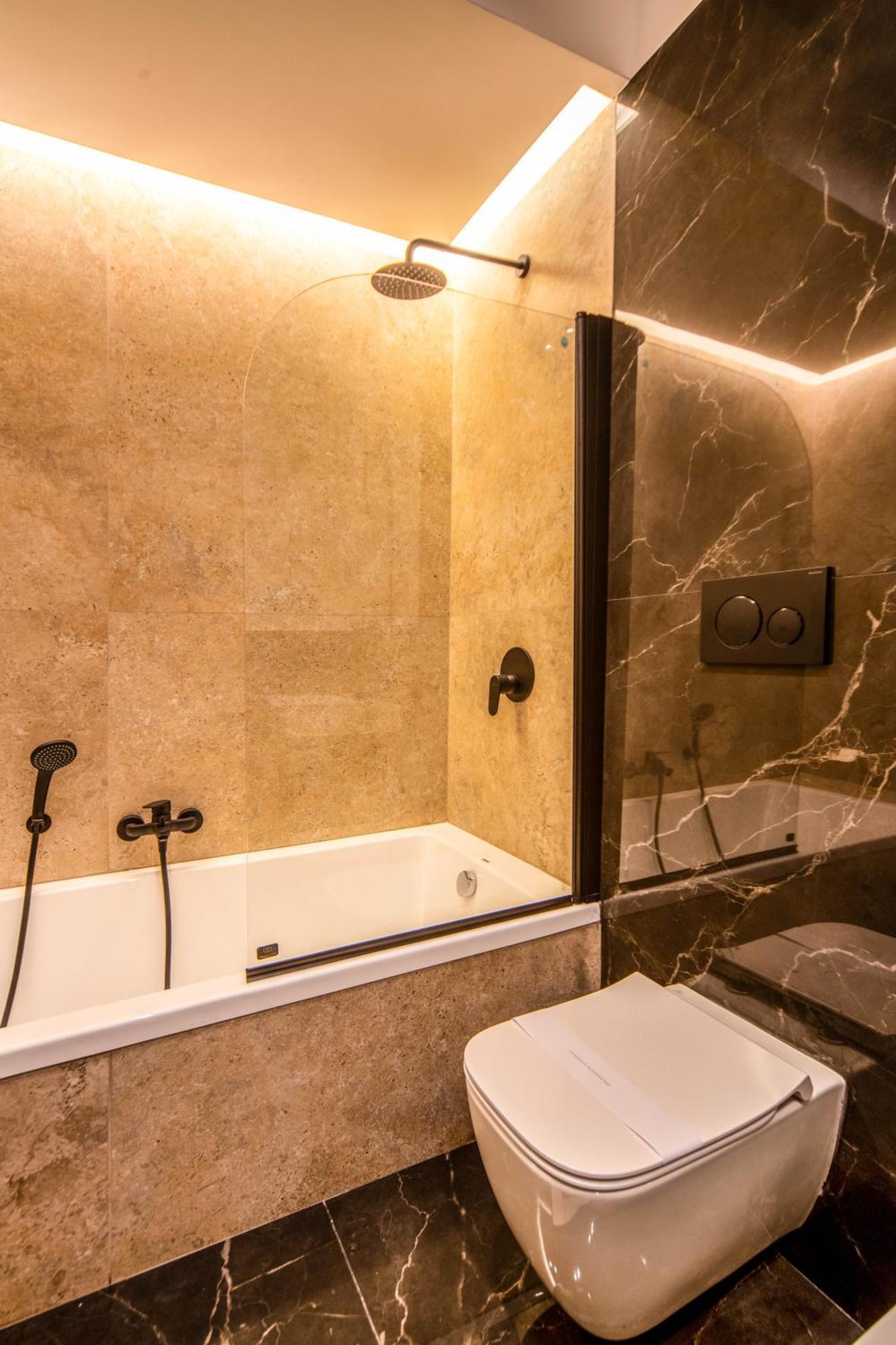 Arthouse Lady Marys Tribunali Luxury Appartement *
